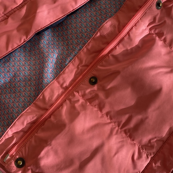 VINEYARD VINES puffed vest - Picture 11 of 15